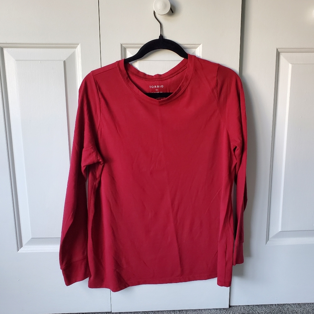 Long sleeve red tee (Torrid 00)
